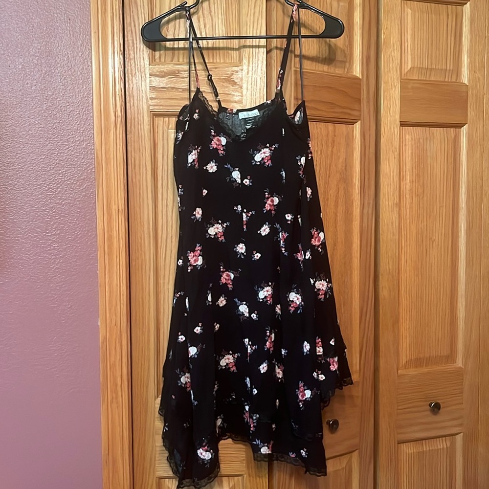 Wild Moss size medium dress.  Flowy. Never worn.